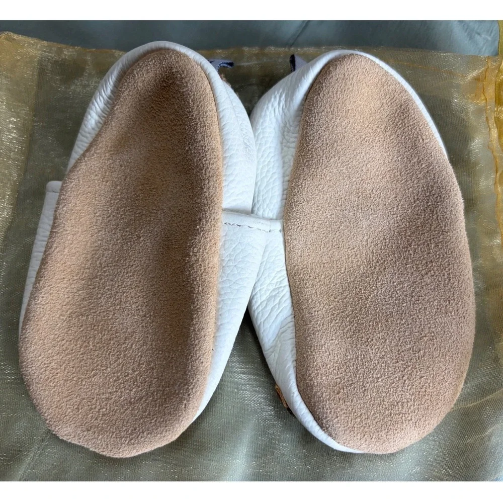 PanKola Baby Soft Sole Leather Booties Puppy Dog White Brown 6-12M